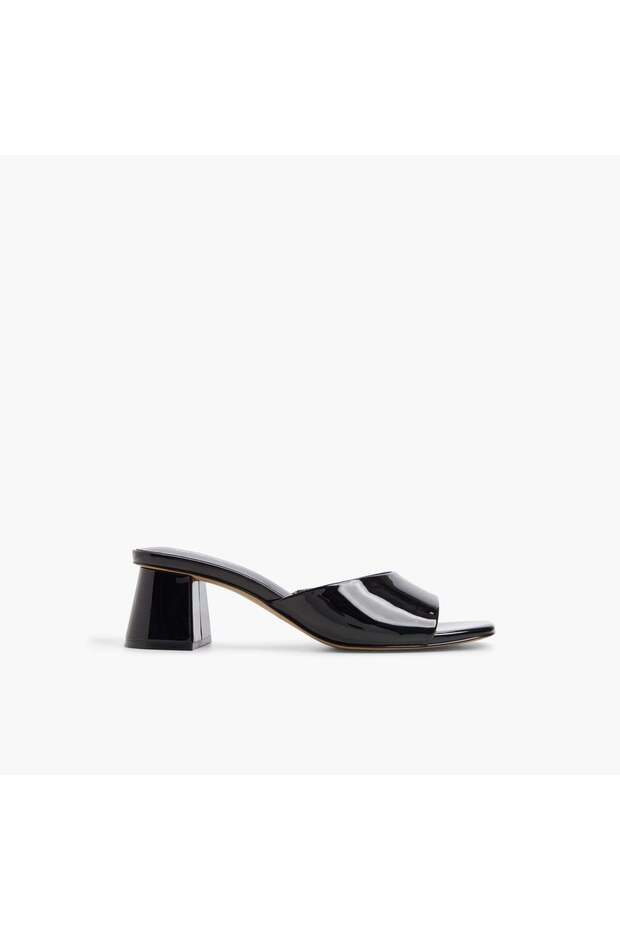 Lanaa \ Heeled Sandals
