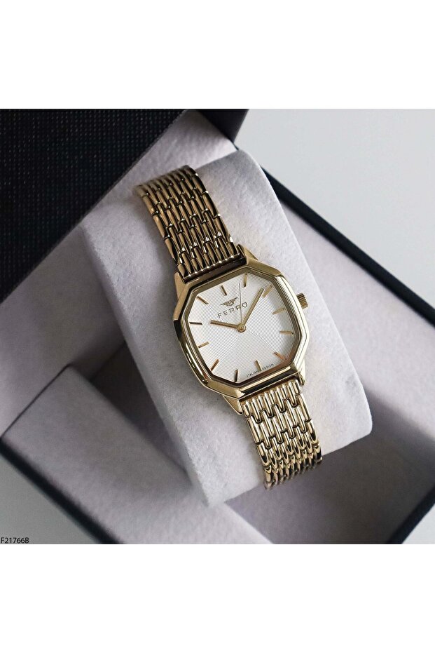 F21766B Women's Wristwatch with Steel Strap