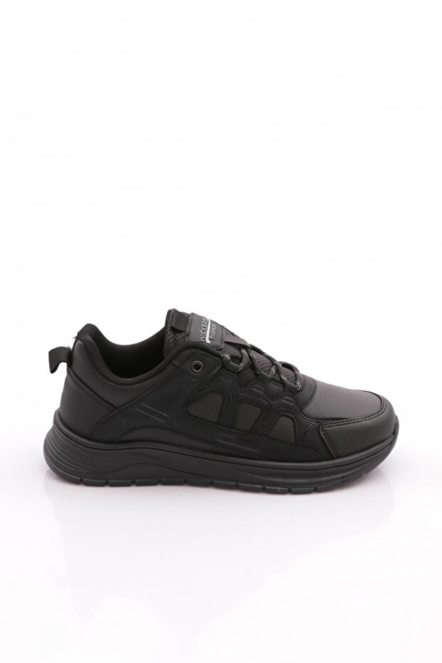 0643129m Men's Sports Shoes