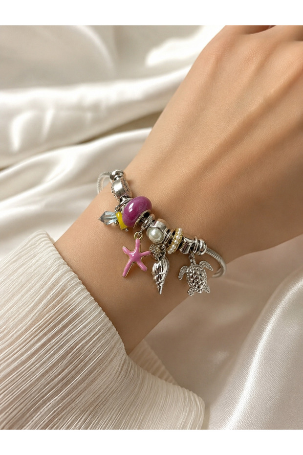 Sea-Themed Charm Detailed Stainless Steel Women's Bracelet – Featuring Starfish, Turtle, and Seashell Figures