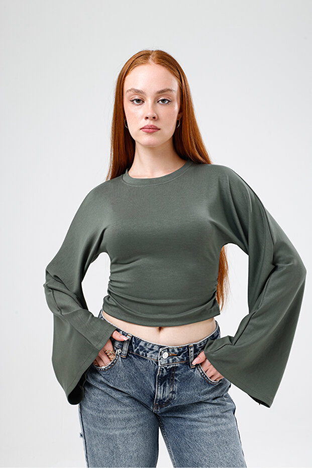 Waist-Slung Spanish Sleeve T-Shirt & Blouse