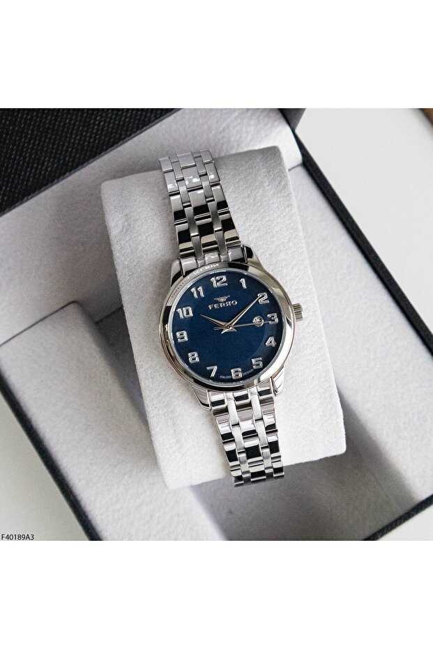 F40189A3 Women's Wristwatch with Steel Strap