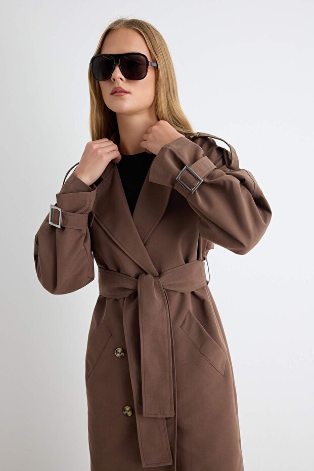 Kahverengi Oversize Kuşaklı Trençkot TWOSS21TR0005 - 2