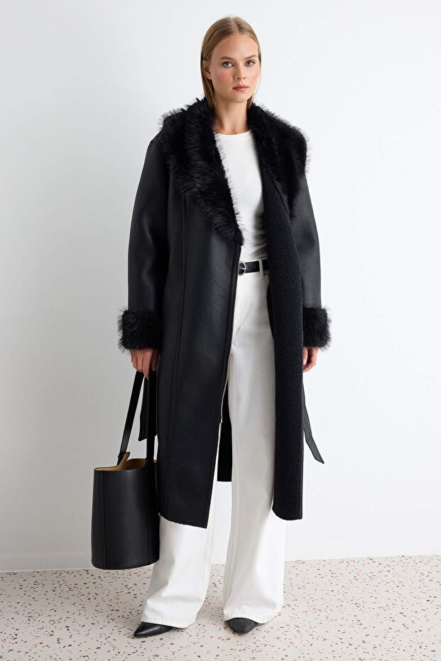 Black Regular Coat Twoaw27Kb00015