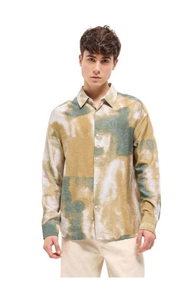 Men's Multi-Color Cloud Wash / Tie-Dye Effect Relax Fit Overshirt for Every Occasion