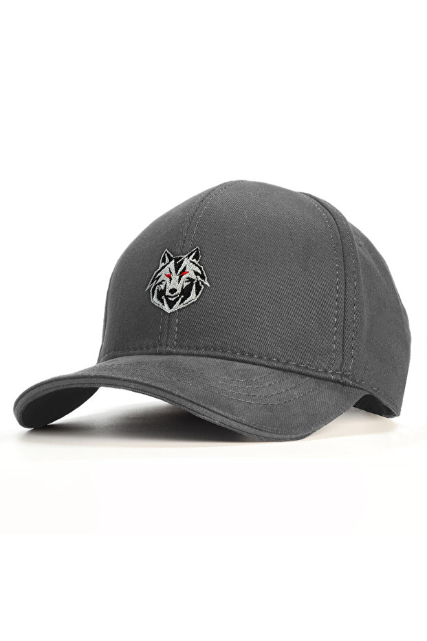 Minimal Wolf Embroidered Hat - 3