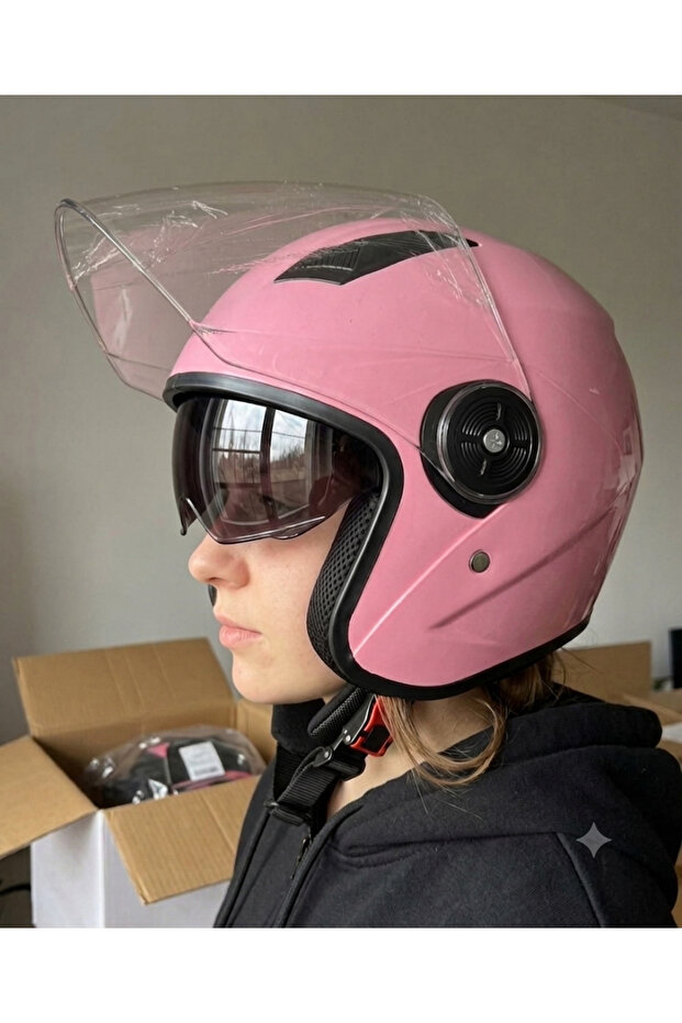 EMİNMOTOR KASK ÇENESİZ GÜNEŞ GÖZLÜKLÜ M BEDEN