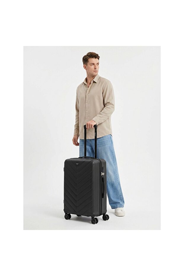 Essentials 07 MEDIUM 4 Rollen Trolley 67 cm - 7