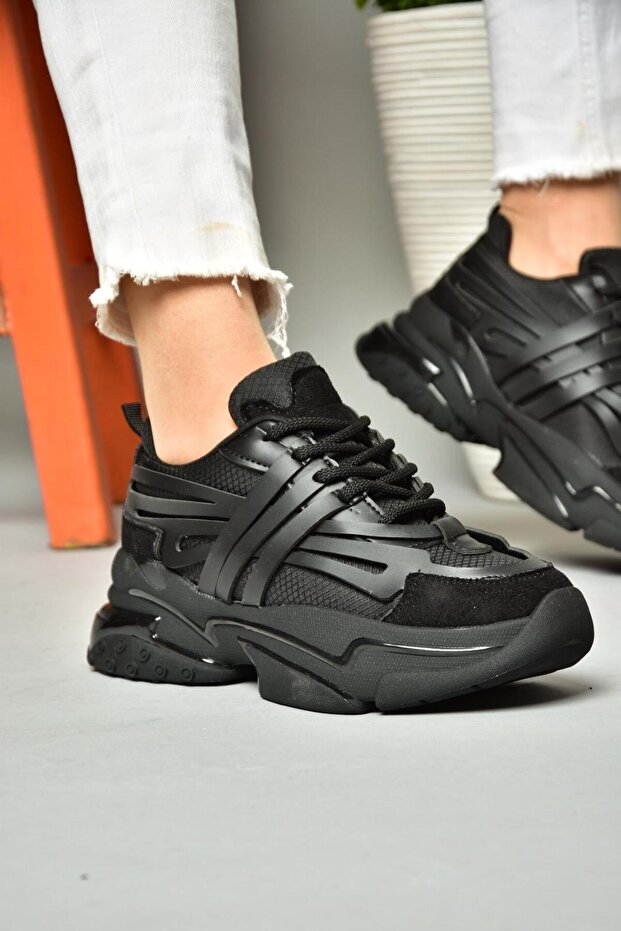 S973602404 Black Fabric Thick Sole Sneakers Sneakers