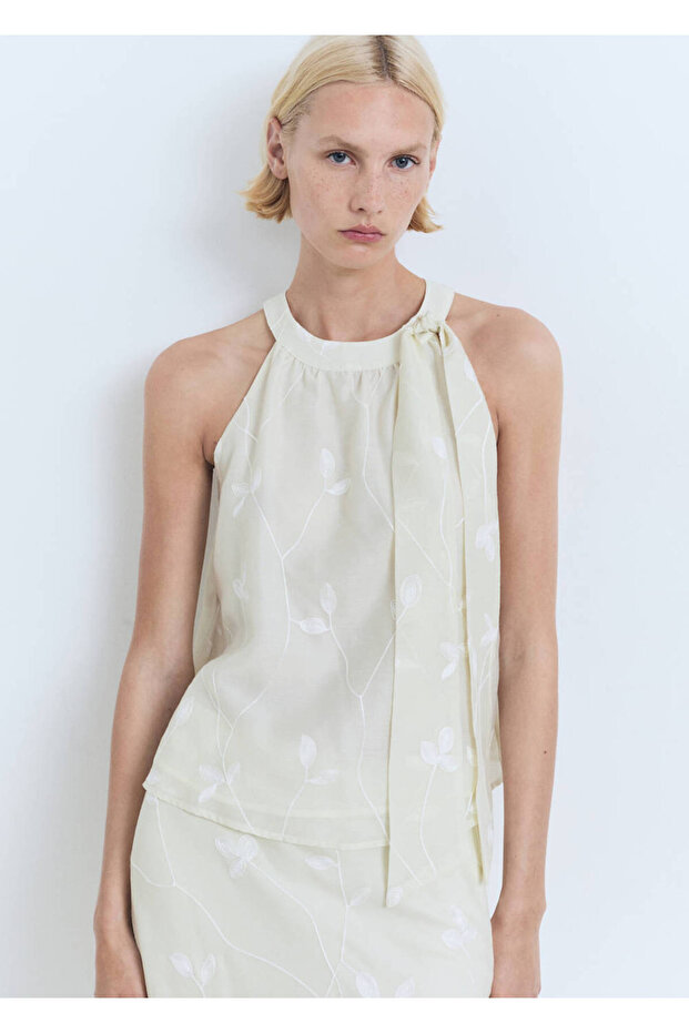 Knot Detailed Halter Neck Blouse