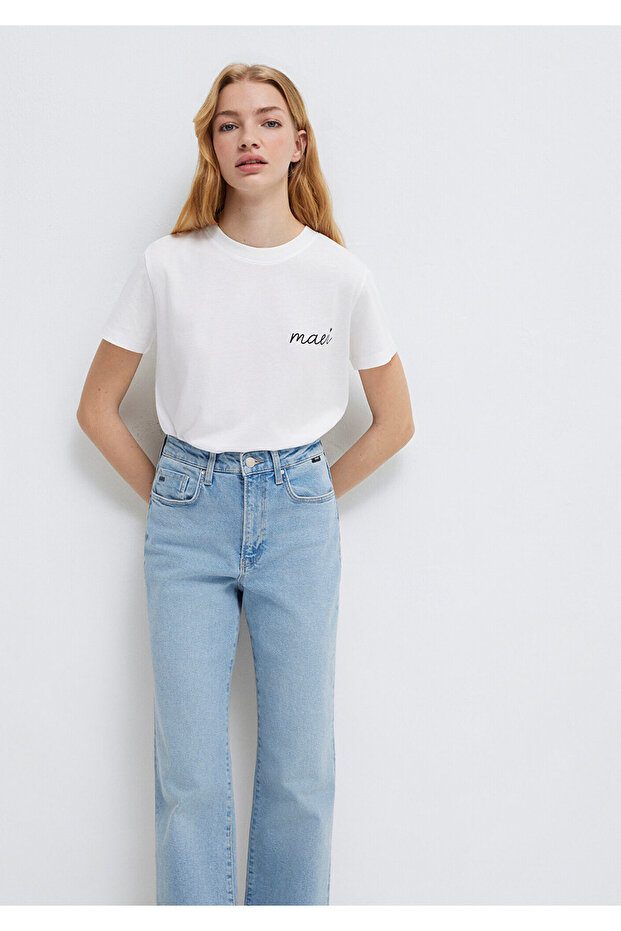 Logo Printed White T-Shirt Semi Slim Fit / Semi Narrow Cut 1612962-620