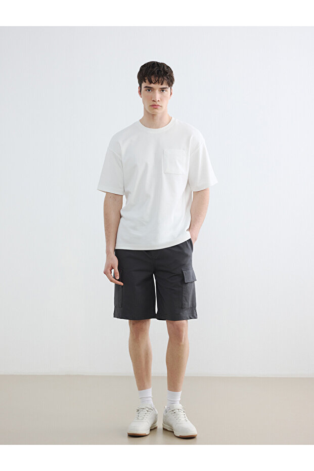 Trendlucky Standard Fit Men's Cargo Shorts with Difference