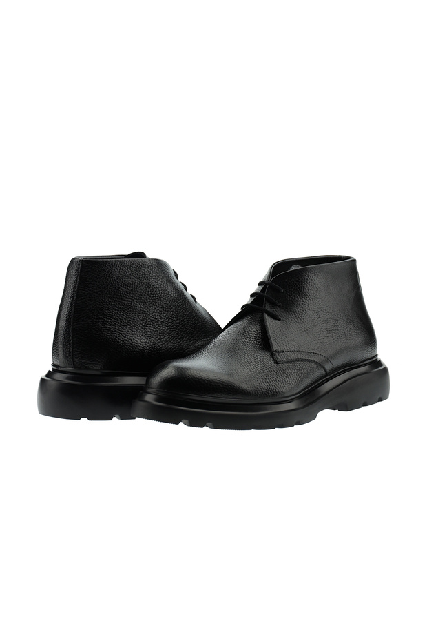 Leather boot