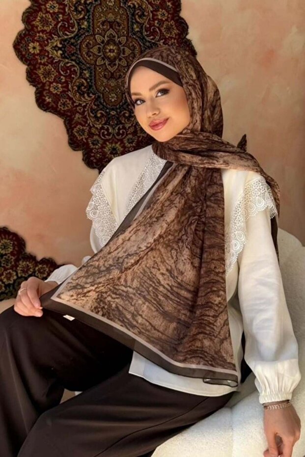 شال باريس بني