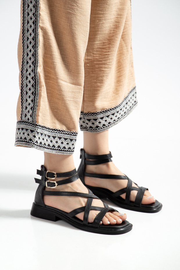Women's Strappy Ankle Buckle Casual Sandals