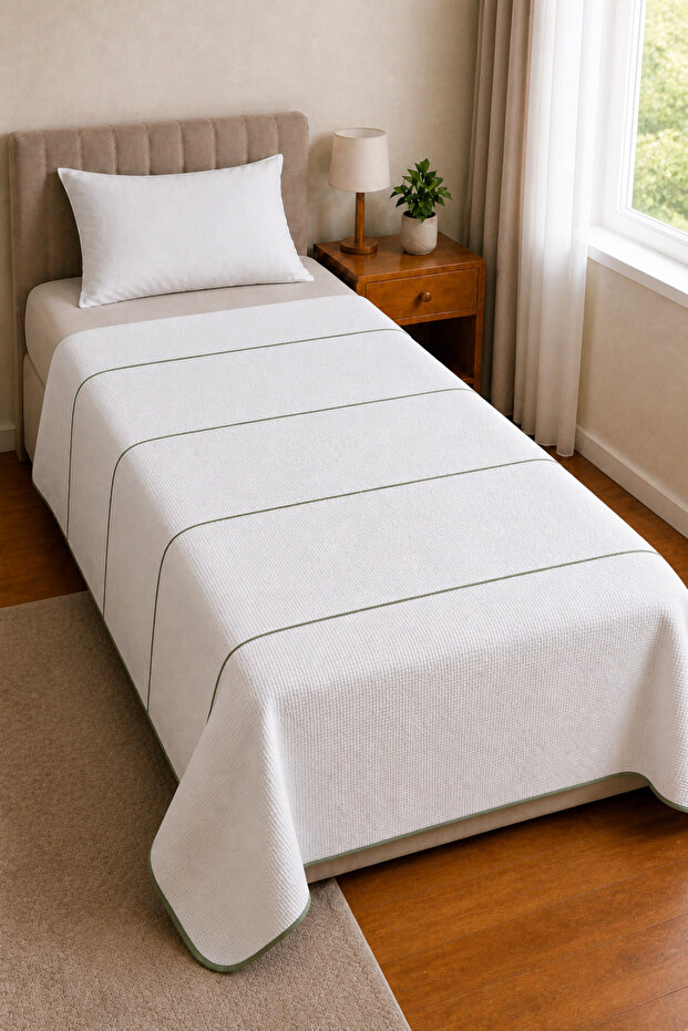 100% Cotton Waffle Pike Bedspread 160X250 cm with Piping Detail