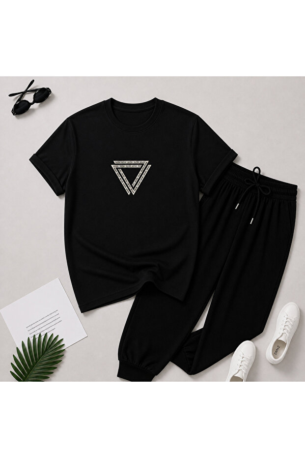 Text Print Detailed T-Shirt Tracksuit Set