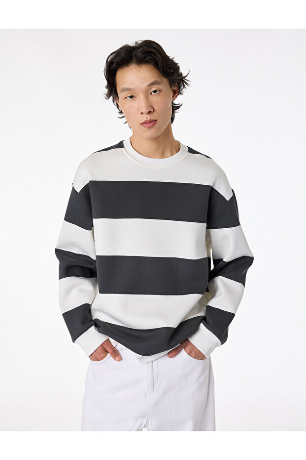 Long Sleeve Brushed Inside Crew Neck Oversized Sweatshirt