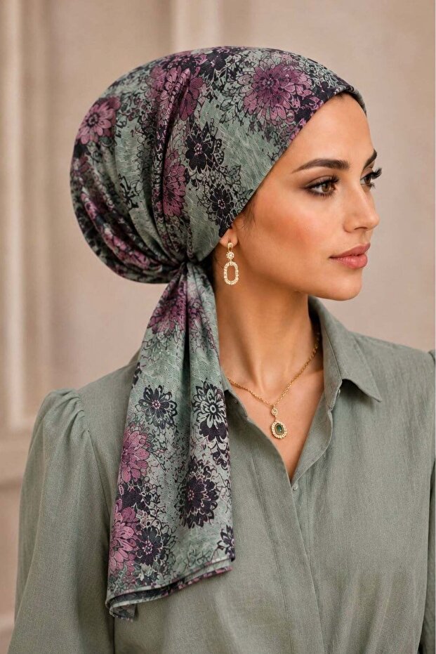 وشاح بلون أخضر الكرز مع قبعة