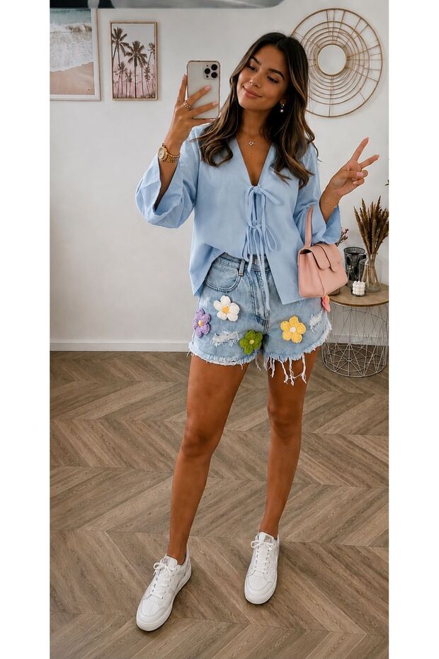 Modern Kimono Shirt with Front Tie and 2 Laces