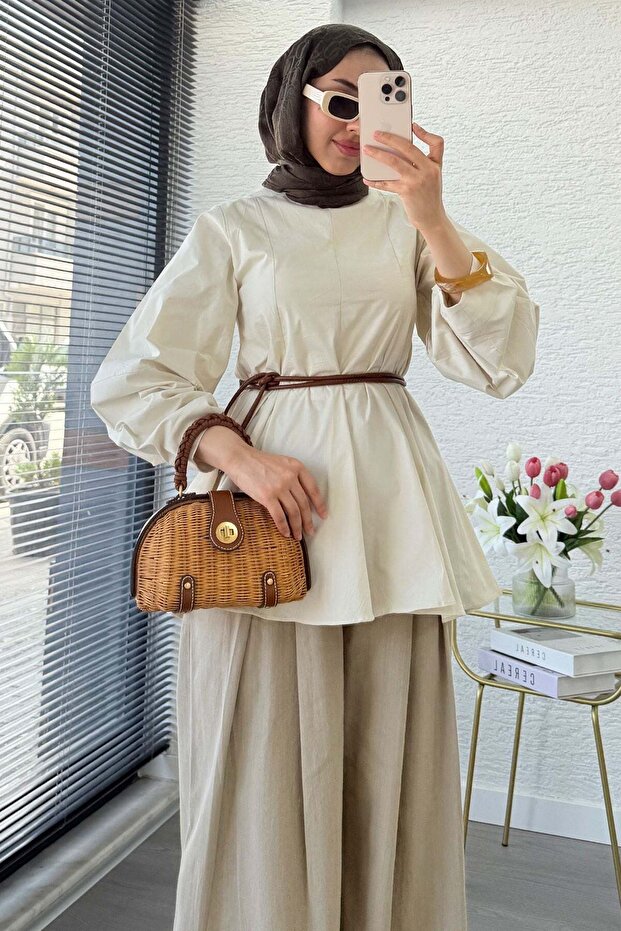 Premium Segmented Balloon Sleeve Poplin Blouse - Beige