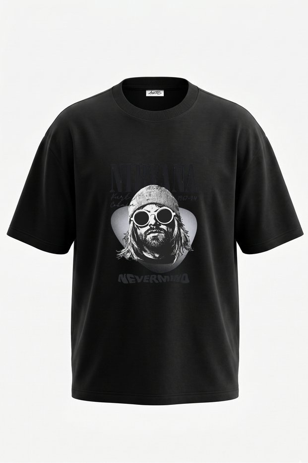 Kurt Cobain_1 Design Back Printed Cotton Black Oversize T-Shirt