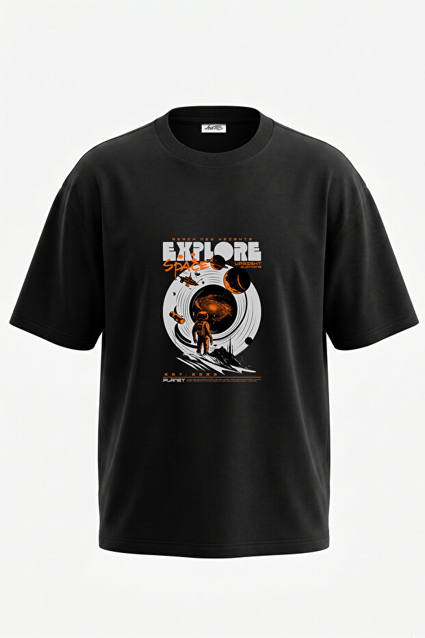 Astronaut Space Design Back Printed Cotton Black Oversize T-Shirt