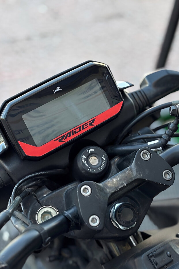 ملصق مكتوب عليه "Six Raider" متوافق مع شاشة العرض الرقمية لـ TVS Raider 125
