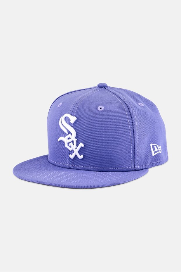 قبعة MLB للرجال طراز 59FIFTY لفريق شيكاغو وايت سوكس، لون لافندر