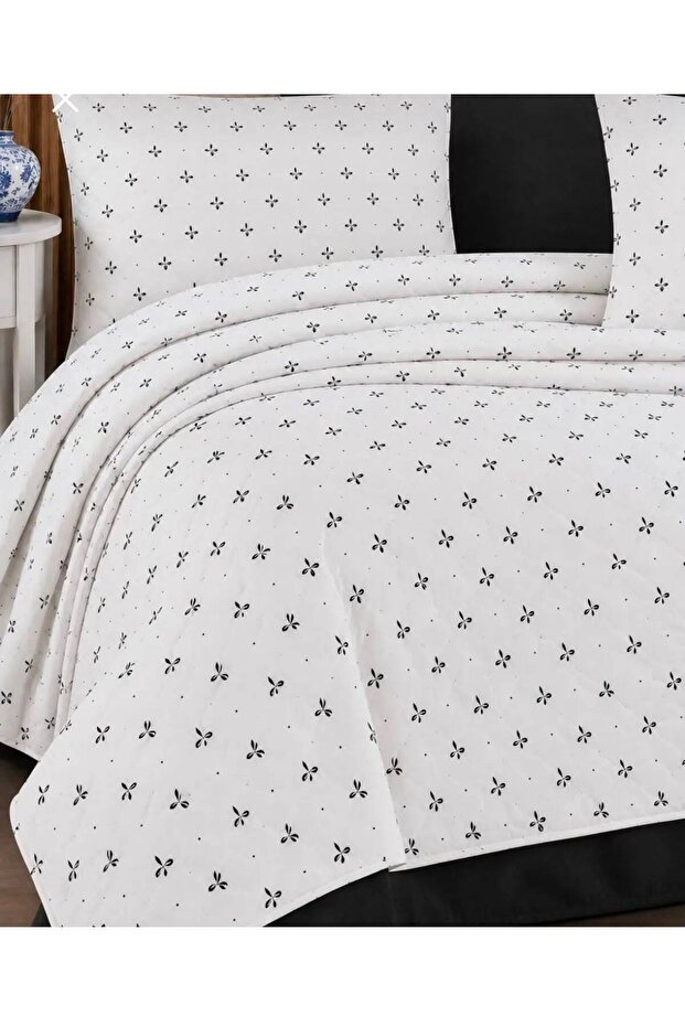 Double Pique Set 200X220 cm – with 2 Pillowcases, Multi-Purpose Bedspread, Lightweight and Stylish Design