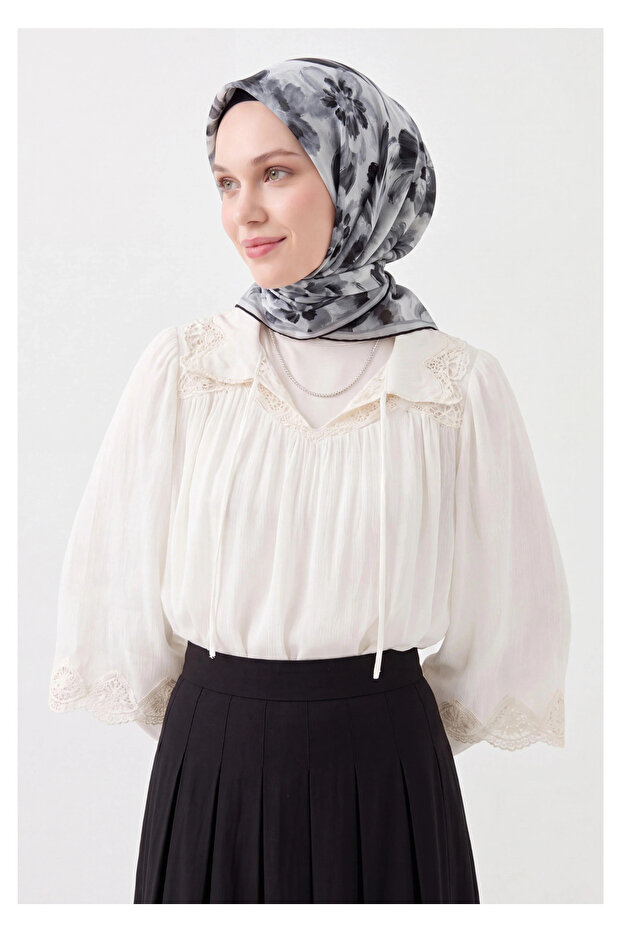 وشاح ناعم فلور فومي