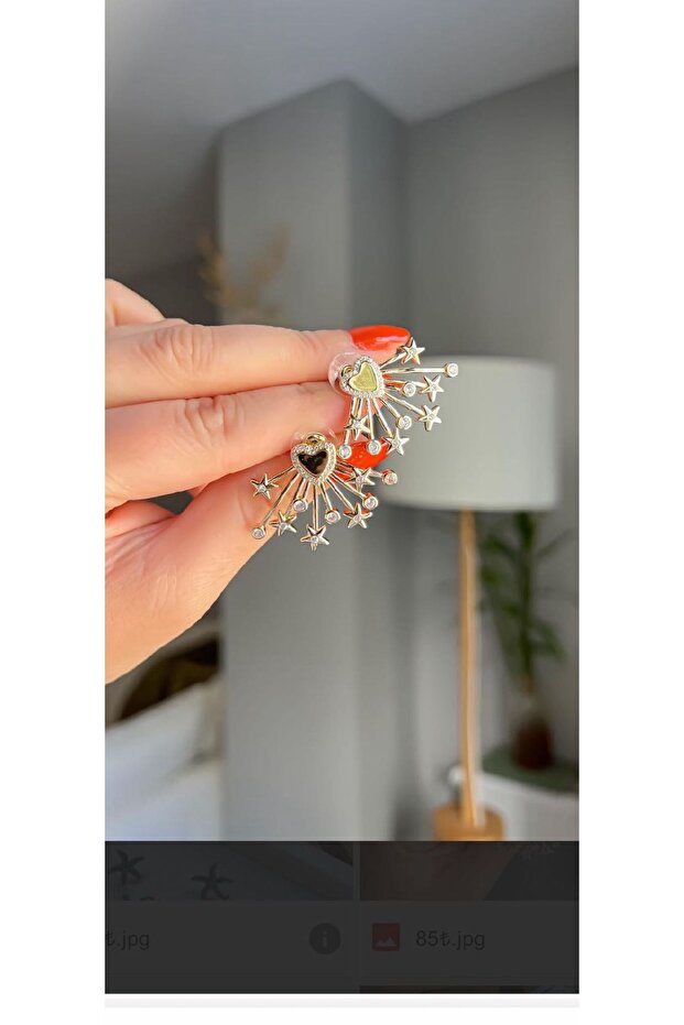Gold heart earrings