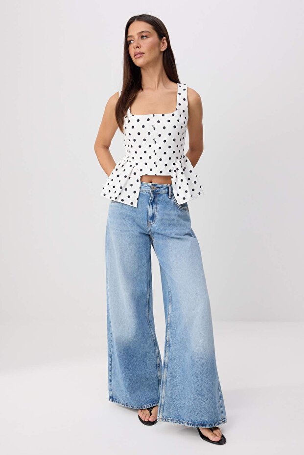 Beyaz Puantiyeli Peplum Detaylı Dokuma Alt&Üst Bluz TWOSS26BZ00886 - 2