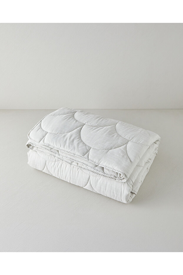 Fiesta Printed Microfiber Double Quilt 195X215 cm Stone Color