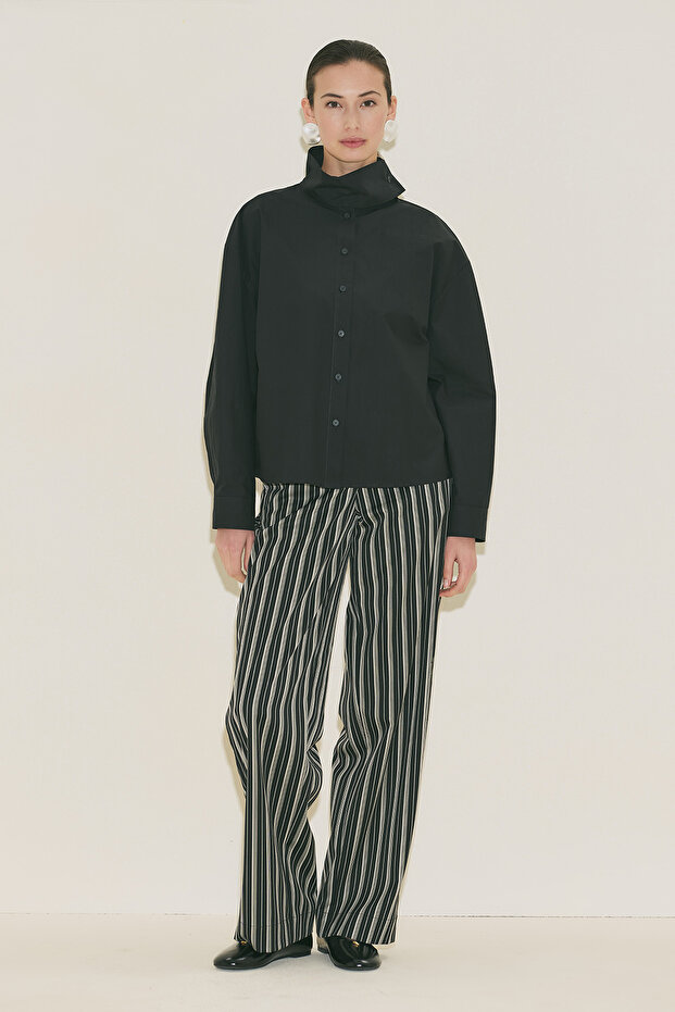 High-Collar Short Shirt Black