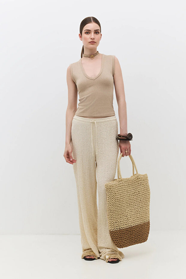 Textured V-Neck Slim Fit Top