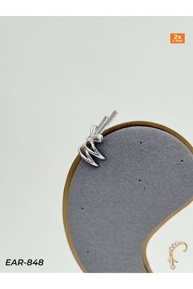 Elegant Cartilage Earrings Stylish Gift Choice Meaningful Gift for Special Occasions