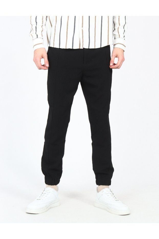 Pantaloni, Negru