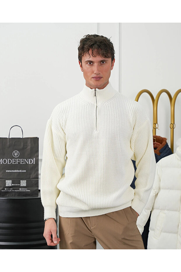 Knitted Pattern Zipper Detailed Oversize Sweater