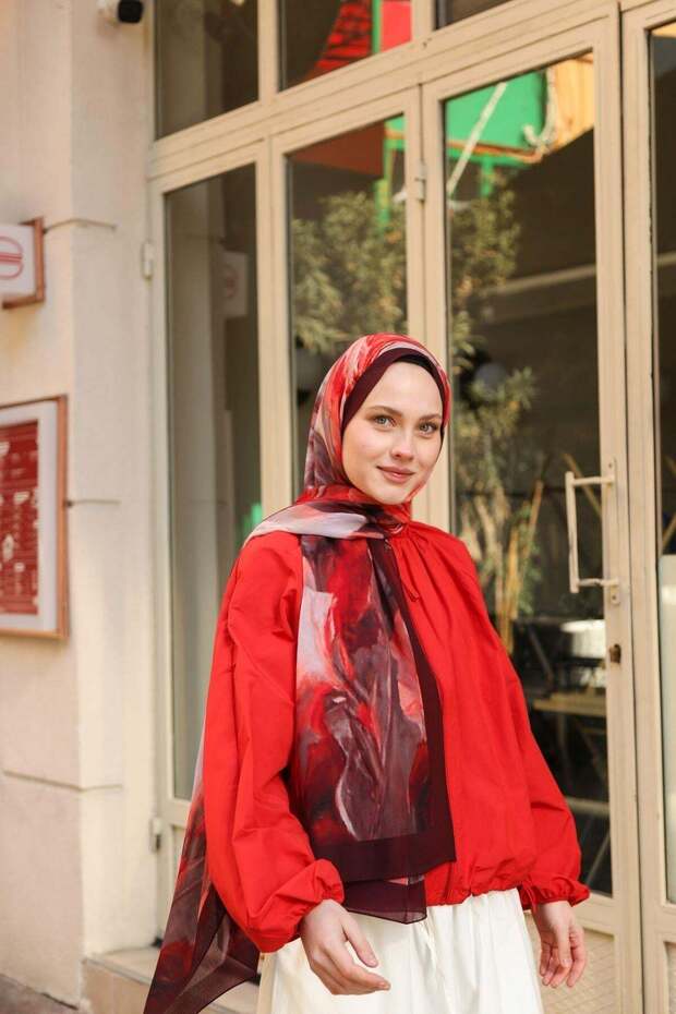 Noir Abstract Pattern Shawl - Burgundy-Red