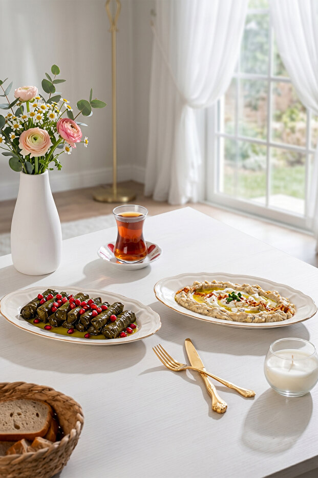 4448 Set of 2 Porcelain Gold Mesh Boat Plates - Oval Breakfast Serving Set 25cm