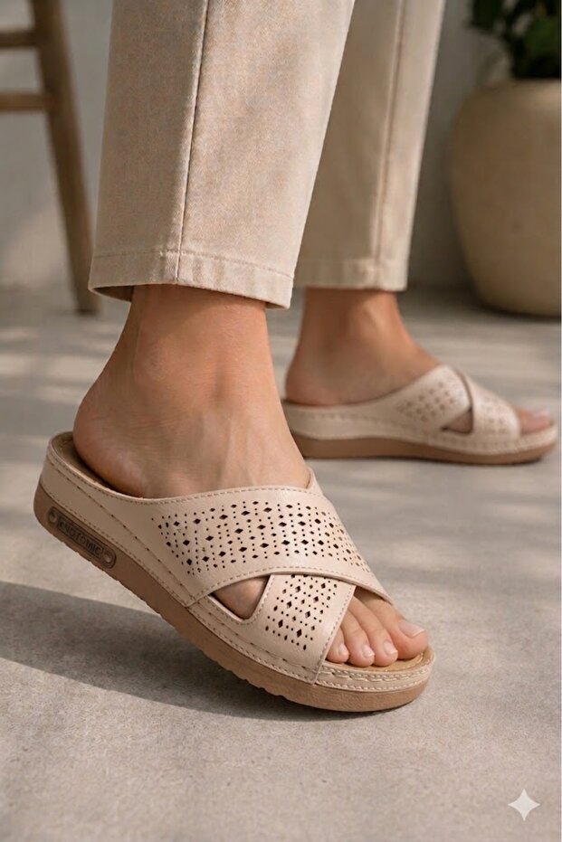 Women's Slippers Suitable for Daily Use – Comfortable Sole, Modern Design