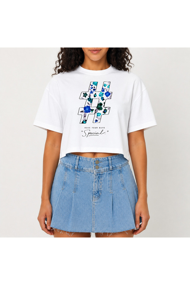 Crop T-Shirt White Printed Relaxed Fit Raw Cut Basic Short Tshirt