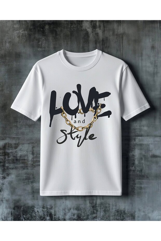 تي شيرت كبير الحجم مطبوع عليه love and style zincir