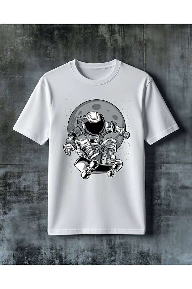 Astronaut Skateboard 3 Printed Oversize T-Shirt