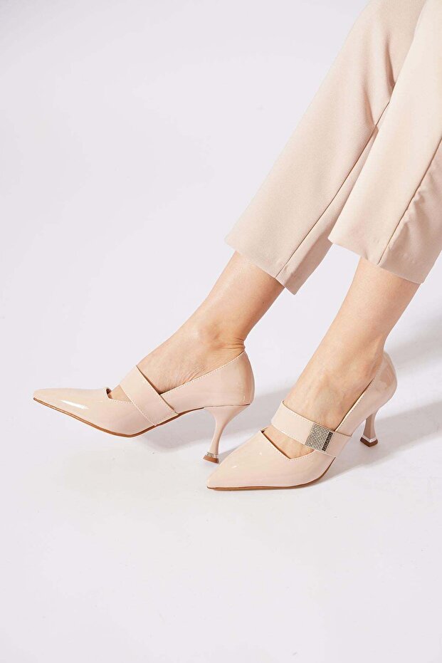 Nunas Rubber Scarf Stone Women's Stiletto Beige Patent Leather