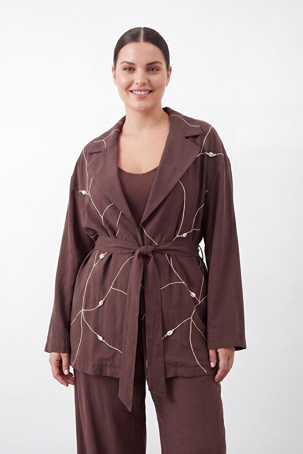 Women's Embroidery Detailed Plus Size Suit 19257