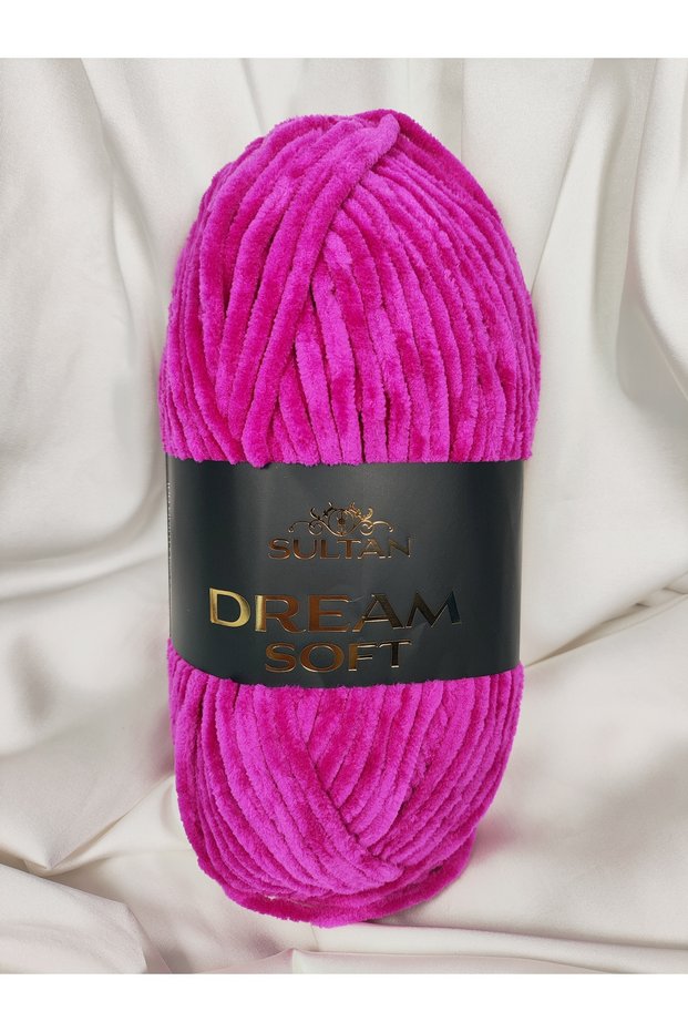Dream Soft Velvet Fuchsia Hand Knitting Yarn 100Gr. 120 Meters. (1 Piece) - Color: 918