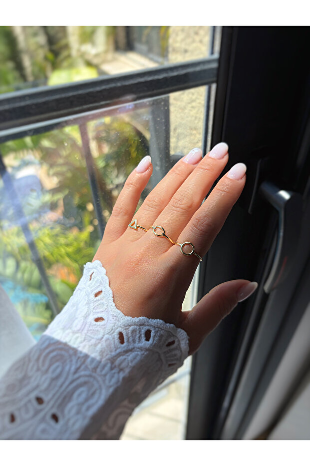 Triangle Detailed Ring - 3