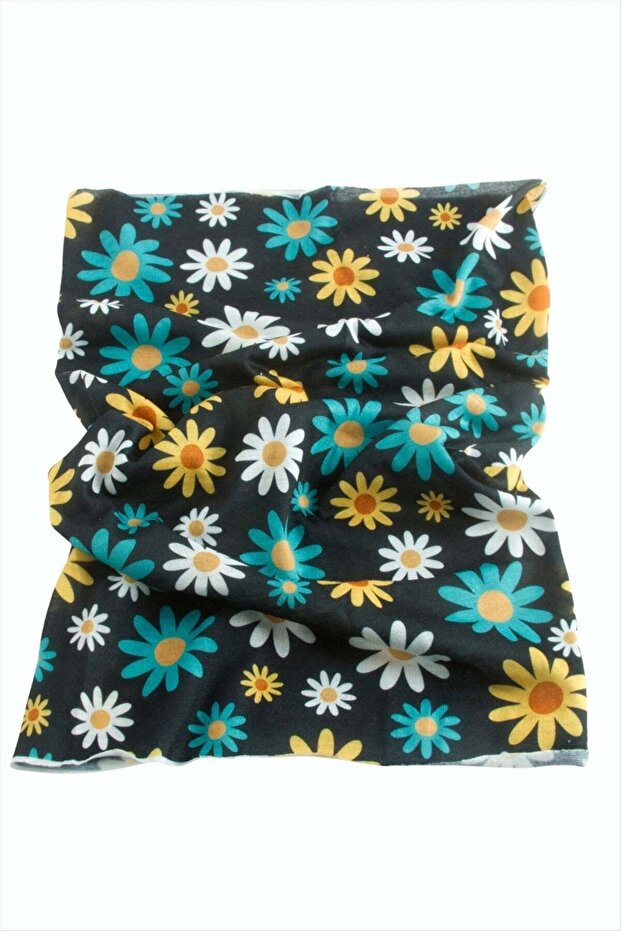 Daisy Patterned Baff Neck Collar